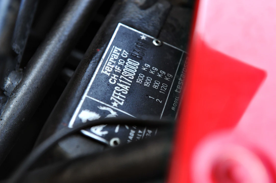 1989 Ferrari Testarossa - Image 14 of 31