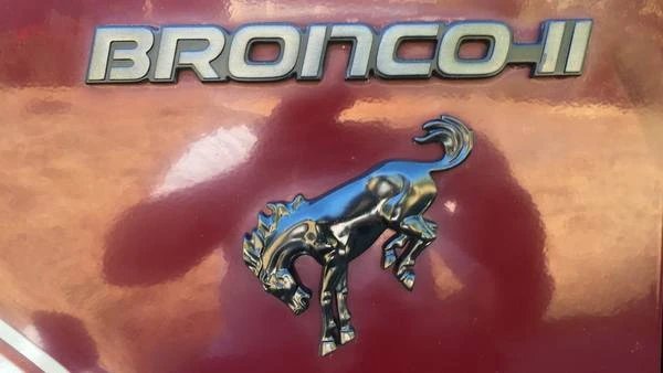 1989 Ford Bronco II - Image 9 of 12