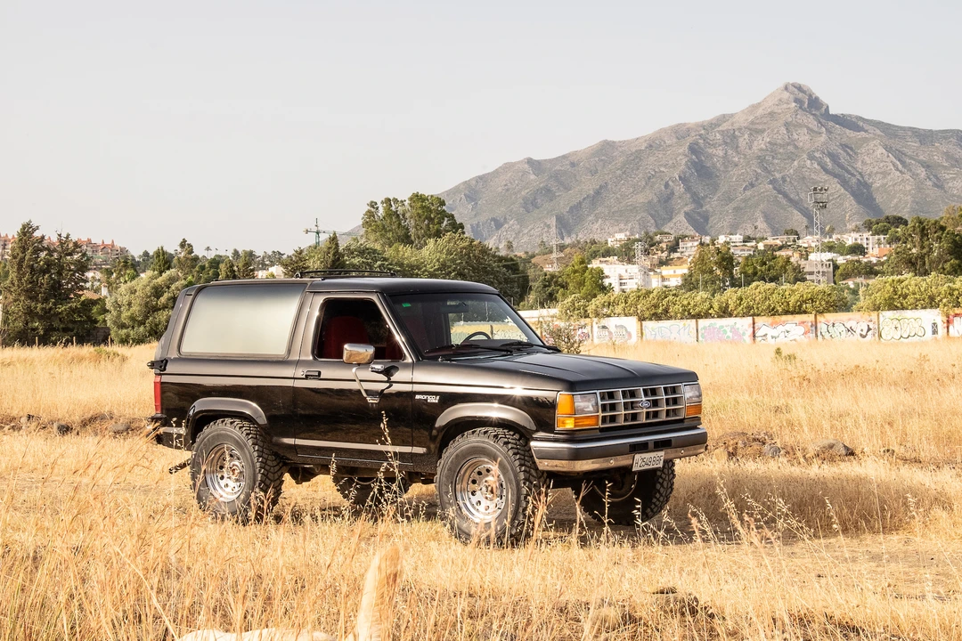 1989 Ford Bronco II - Image 12 of 31