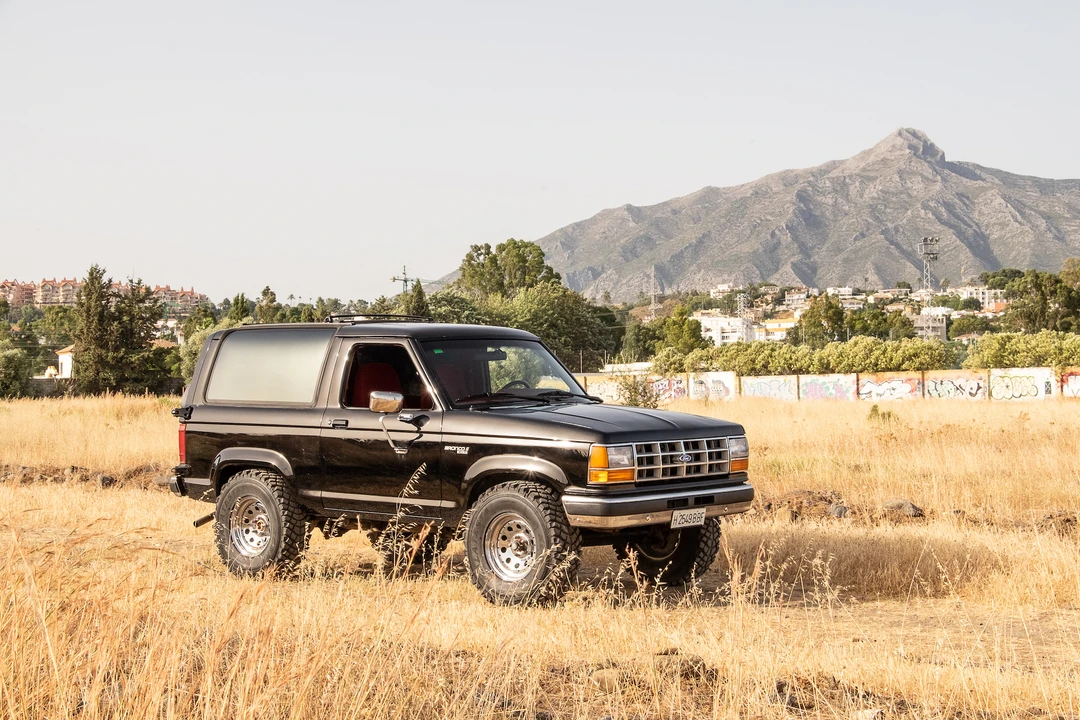 1989 Ford Bronco II - Image 11 of 31