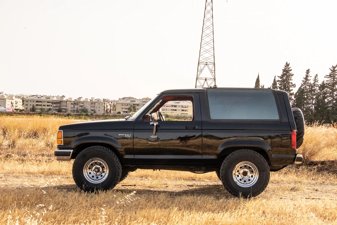 1989 Ford Bronco II - Image 5 of 31