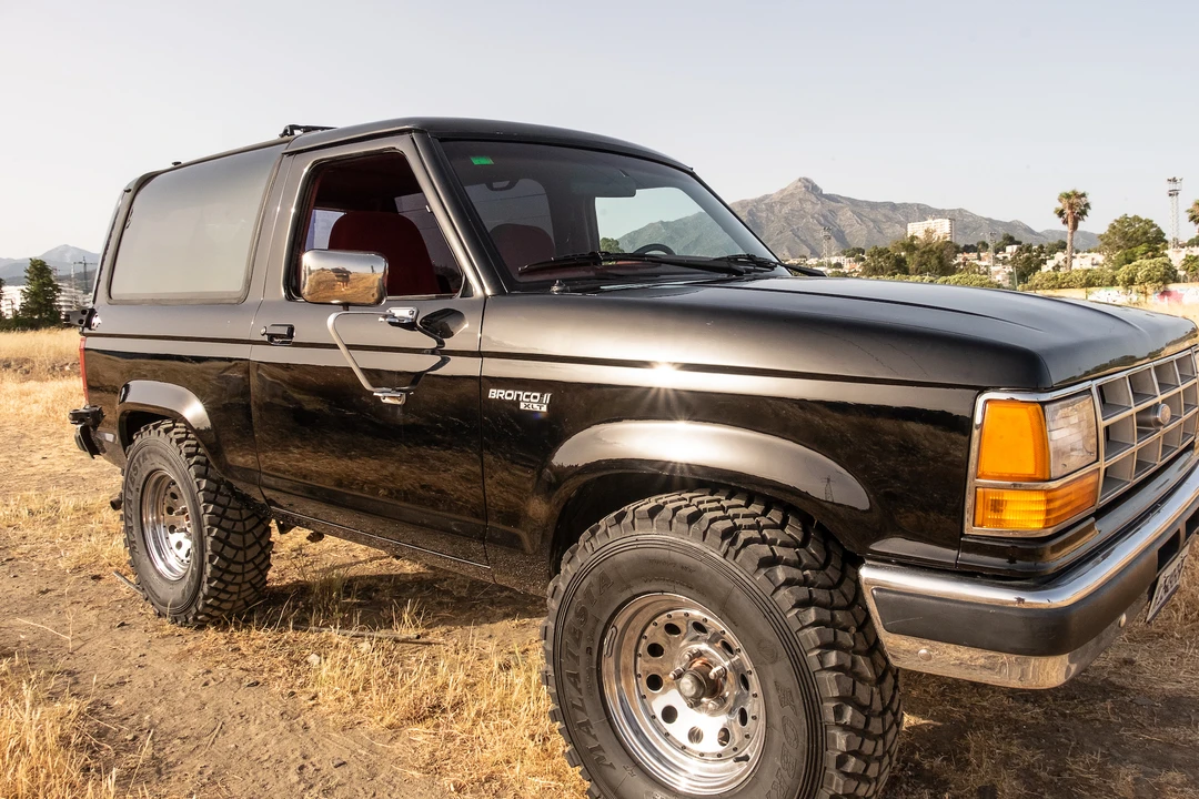 1989 Ford Bronco II - Image 15 of 31