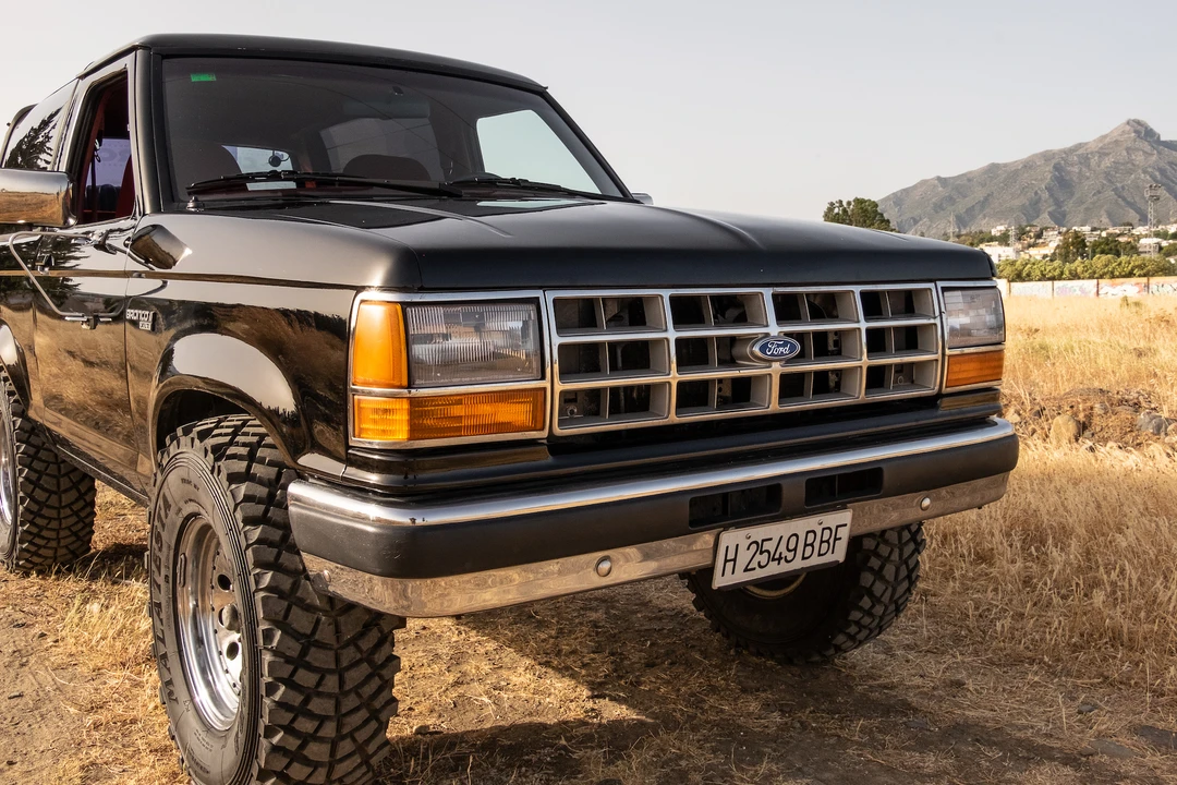 1989 Ford Bronco II - Image 16 of 31