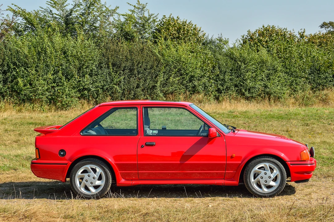 1989 Ford Escort - Image 16 of 31