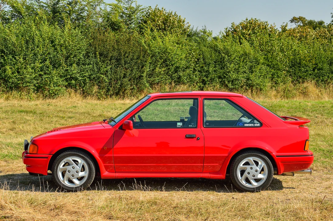1989 Ford Escort - Image 19 of 31