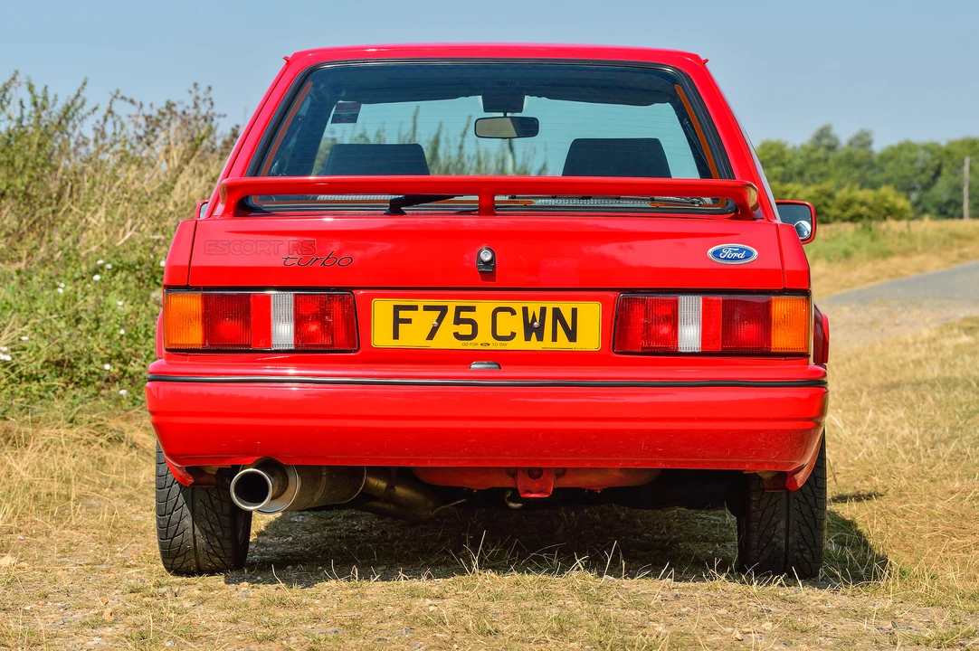 1989 Ford Escort - Image 25 of 31