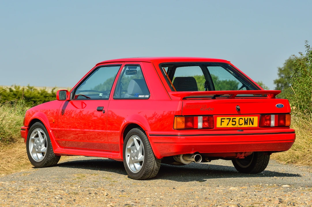 1989 Ford Escort - Image 12 of 31