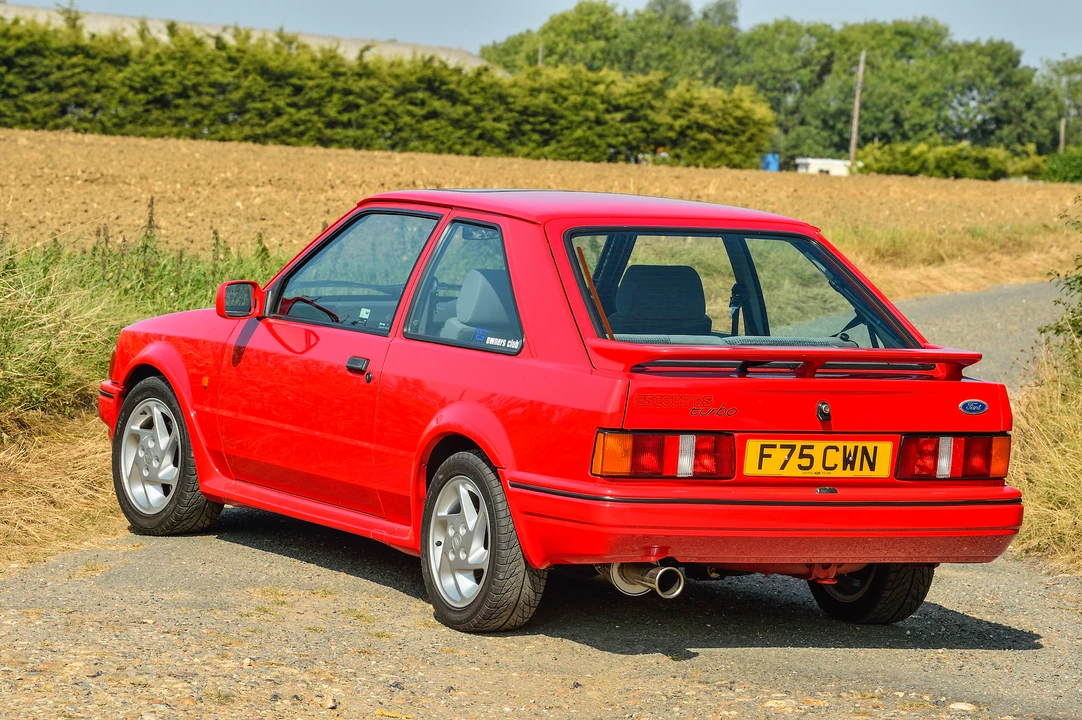 1989 Ford Escort - Image 24 of 31