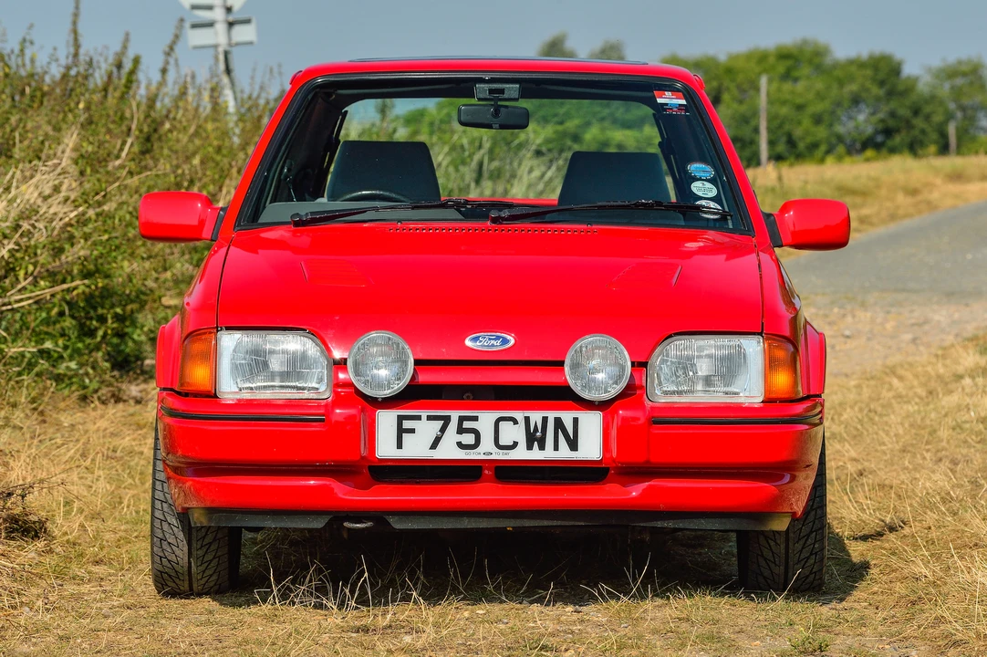 1989 Ford Escort - Image 14 of 31