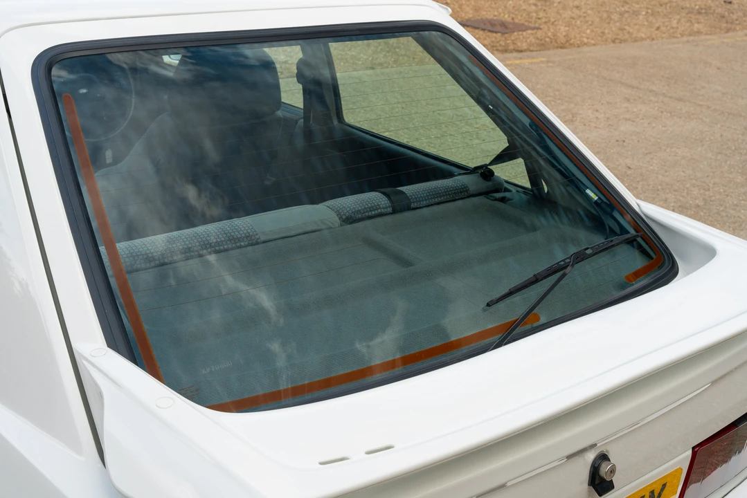 1989 Ford Escort RS Cosworth - Image 17 of 31