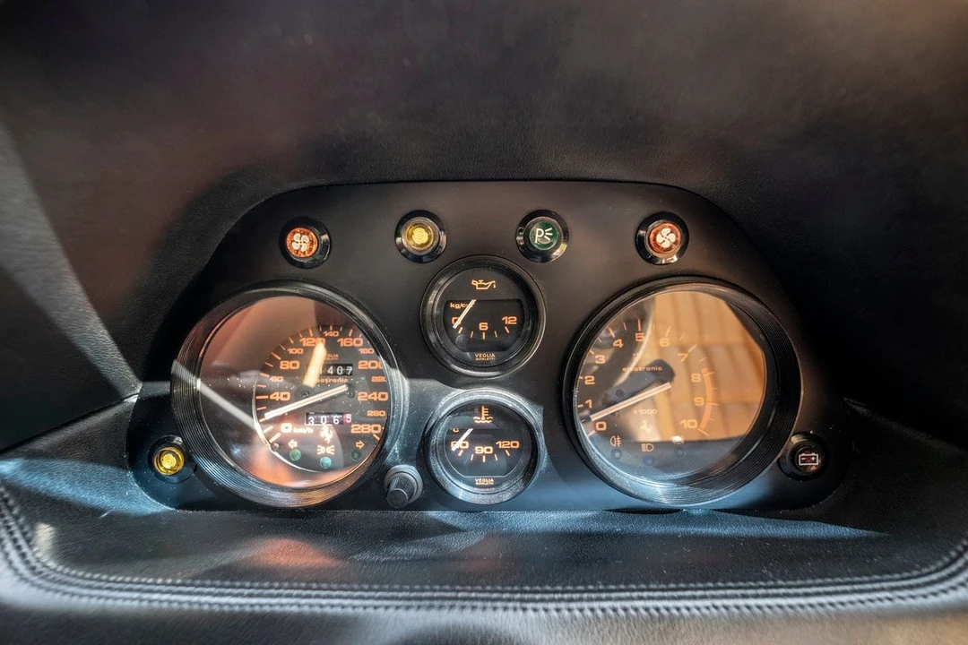 1989 Ferrari 328 GTB - Image 18 of 30