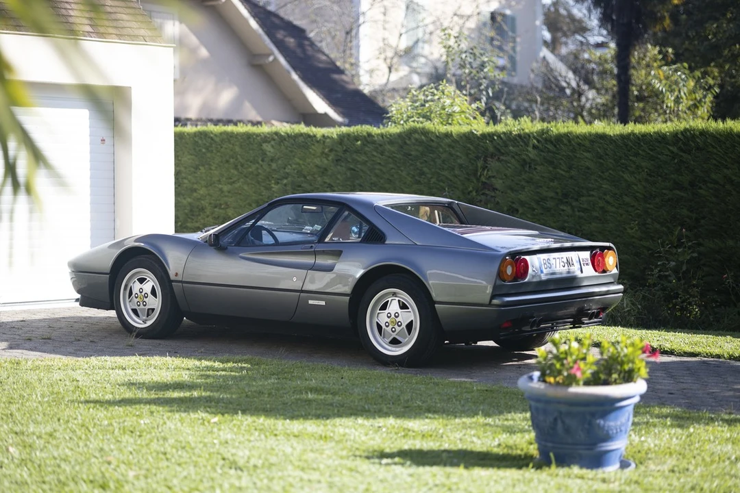 1989 Ferrari 328 GTB - Image 10 of 30