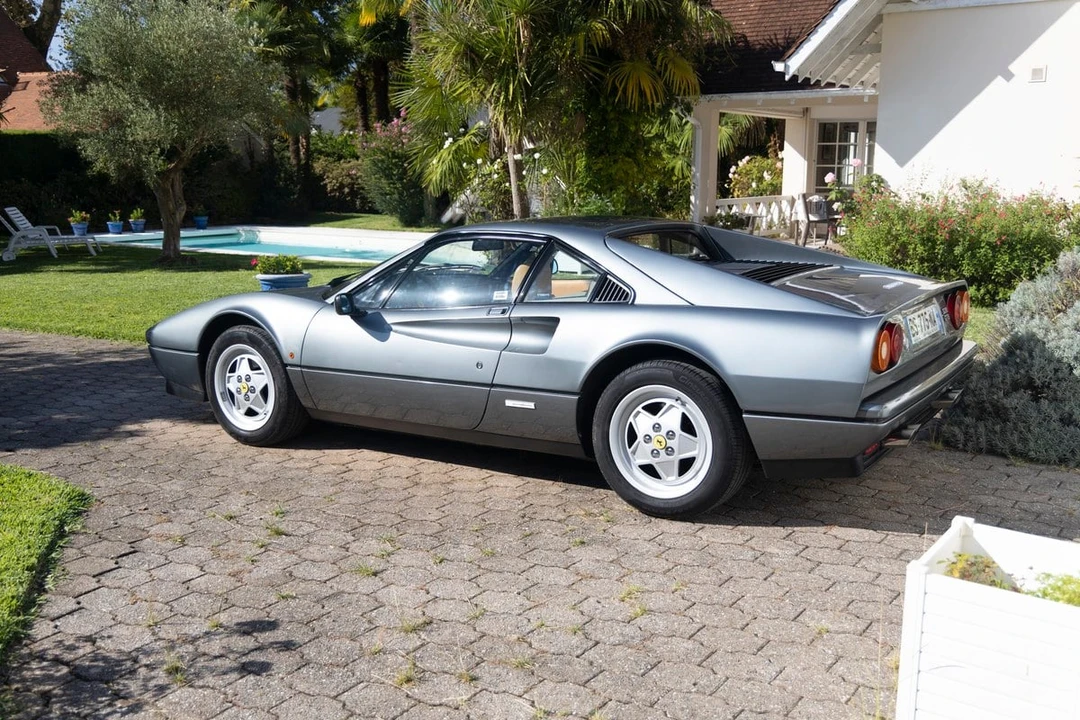 1989 Ferrari 328 GTB - Image 11 of 30
