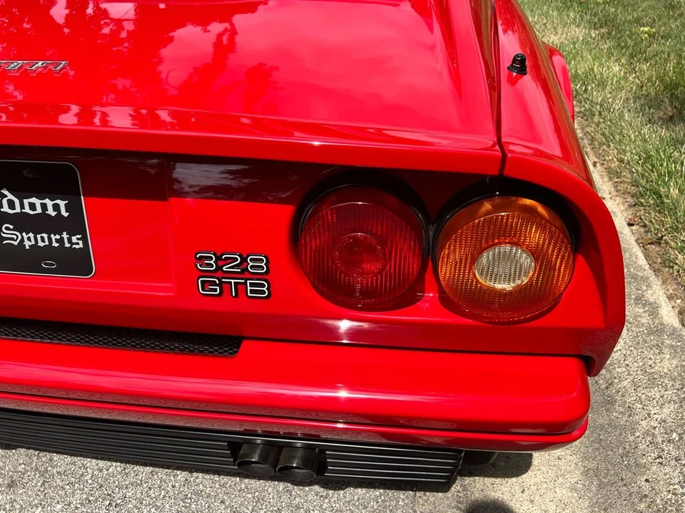 1989 Ferrari 328 GTB - Image 24 of 31