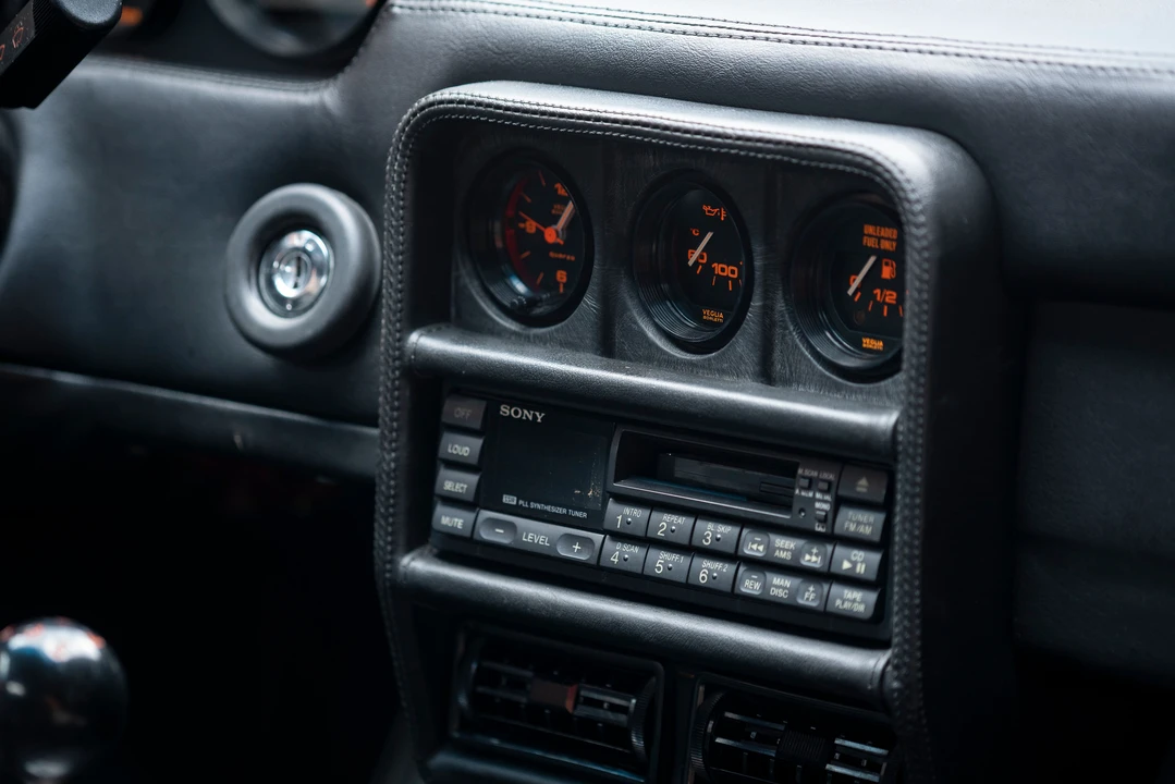1989 Ferrari 328 GTB - Image 8 of 31
