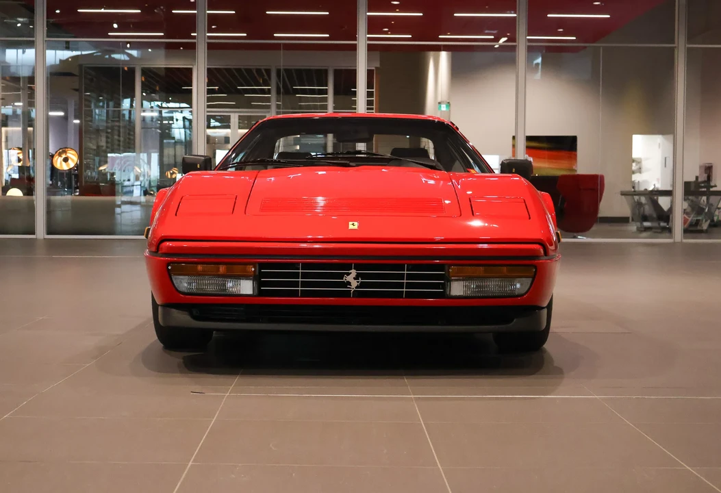 1989 Ferrari 328 GTB - Image 2 of 31