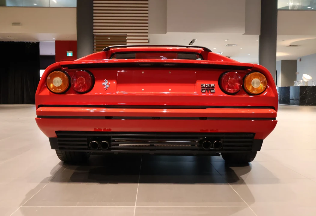 1989 Ferrari 328 GTB - Image 8 of 31