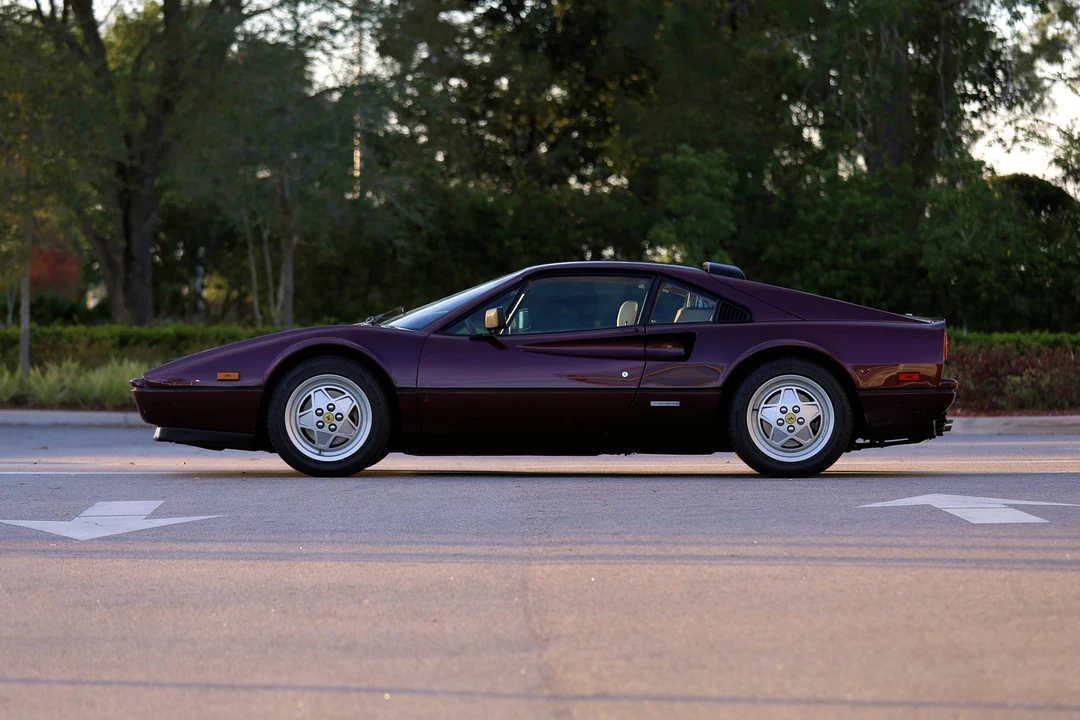 1989 Ferrari 328 GTB - Image 2 of 31