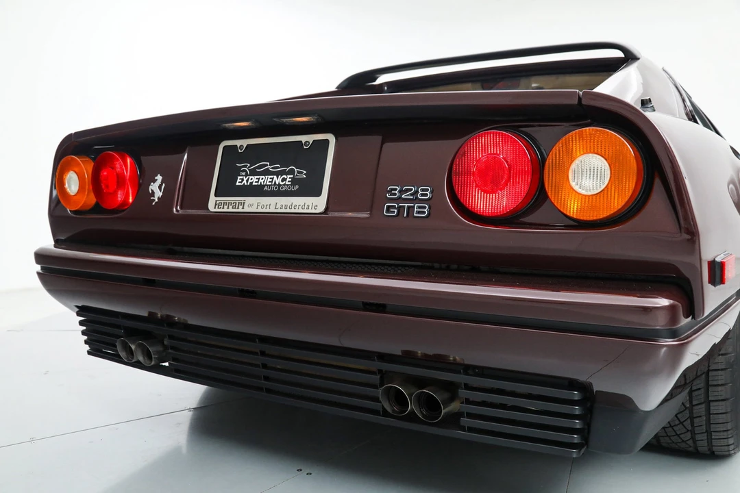 1989 Ferrari 328 GTB - Image 17 of 31