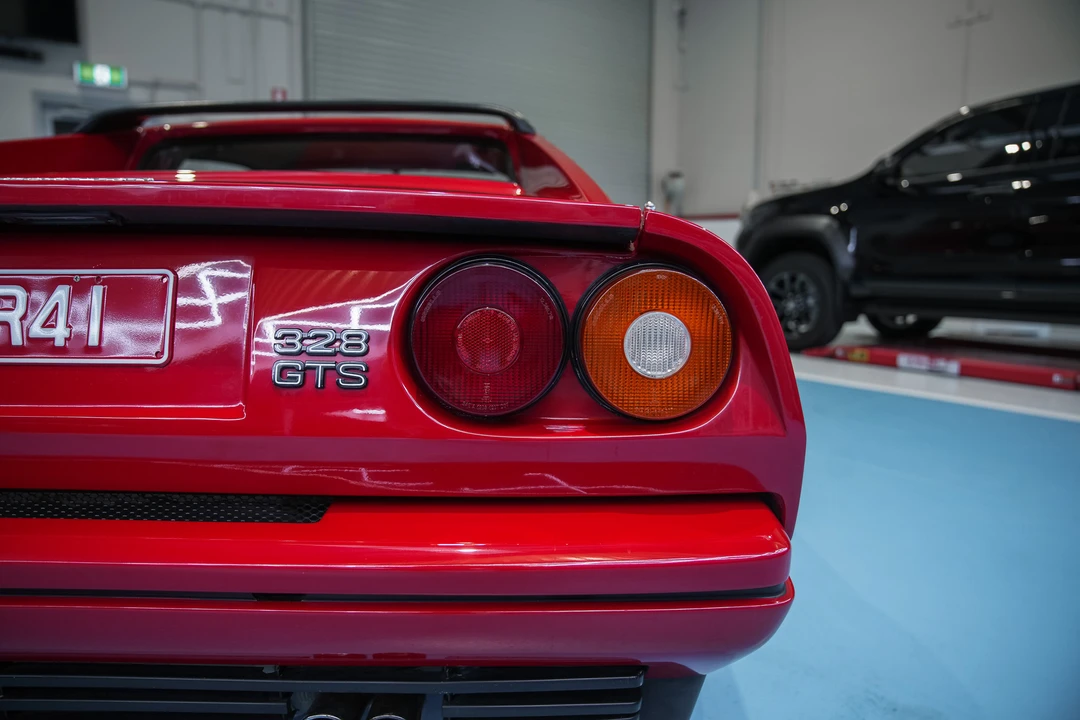 1989 Ferrari 328 GTS - Image 27 of 31