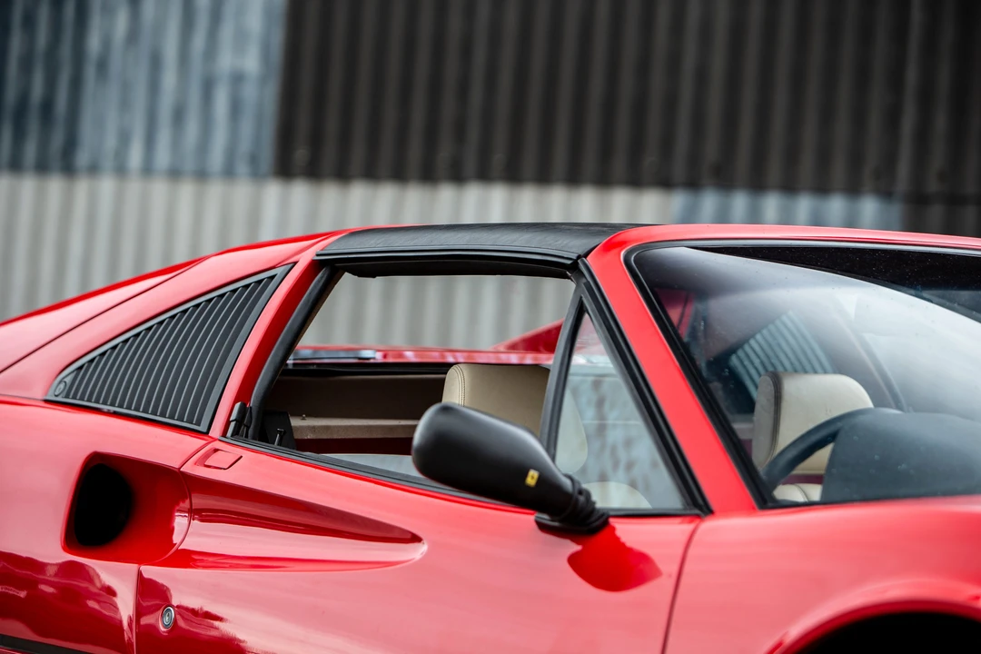1989 Ferrari 328 GTS - Image 9 of 29