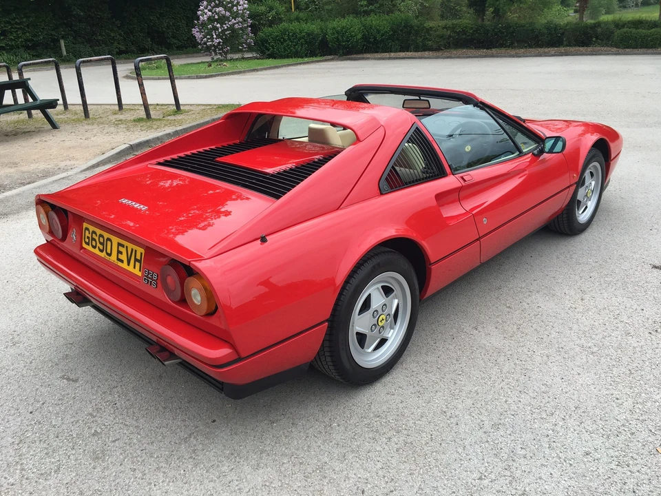1989 Ferrari 328 GTS - Image 4 of 12
