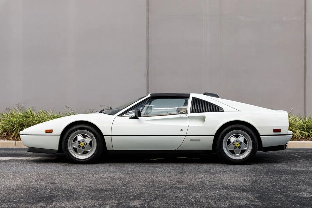 1989 Ferrari 328 GTS - Image 2 of 31
