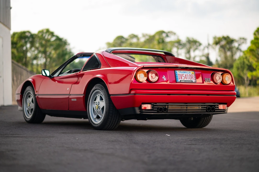 1989 Ferrari 328 GTS - Image 18 of 31