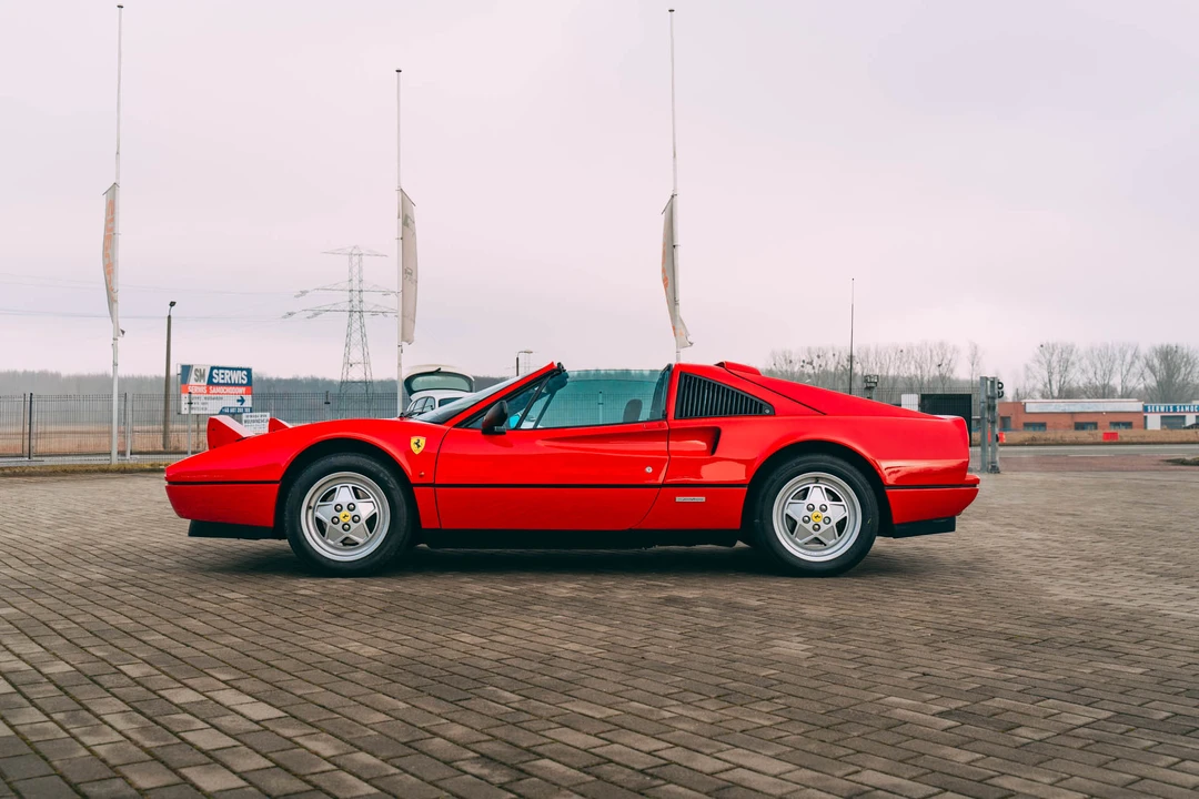 1989 Ferrari 328 GTS - Image 24 of 31