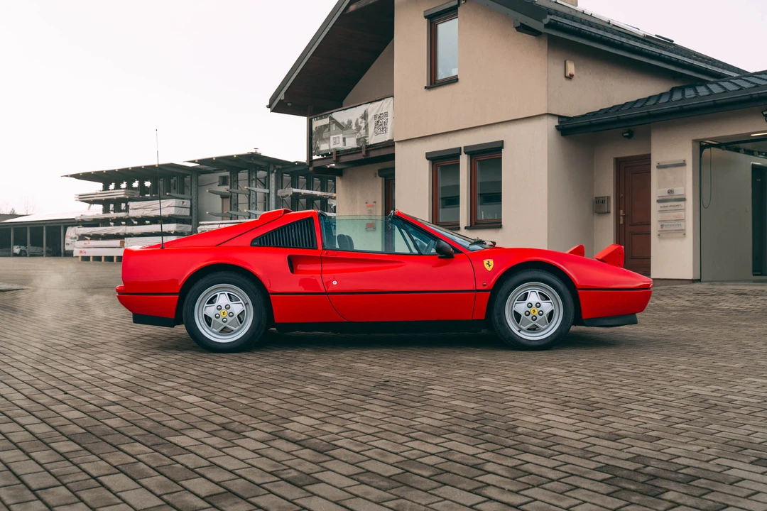 1989 Ferrari 328 GTS - Image 25 of 31