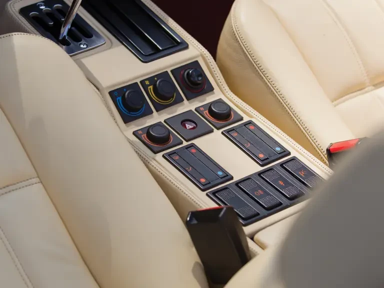 1989 Ferrari 328 GTS - Image 19 of 31