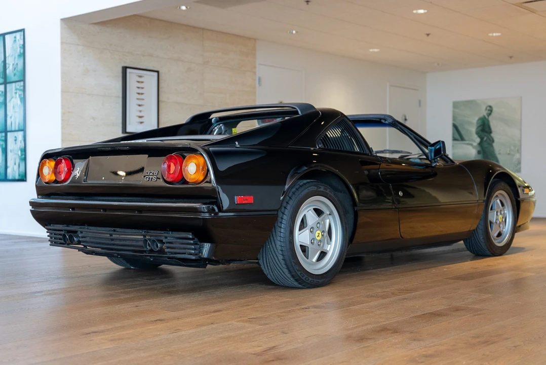 1989 Ferrari 328 GTS - Image 10 of 31