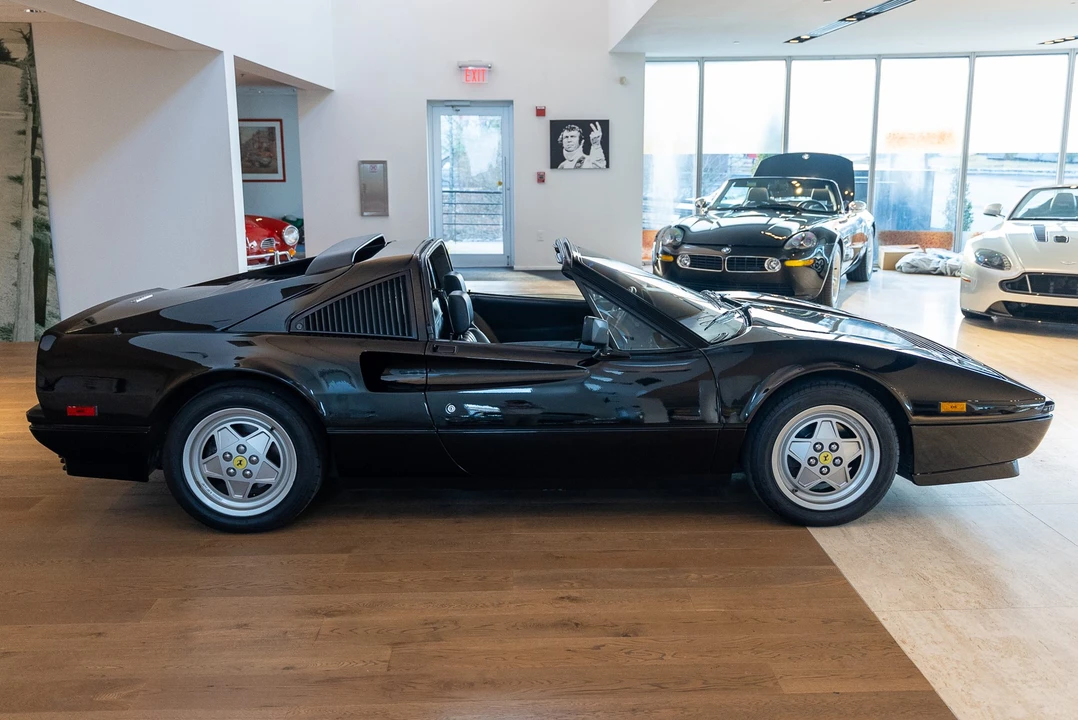 1989 Ferrari 328 GTS - Image 12 of 31