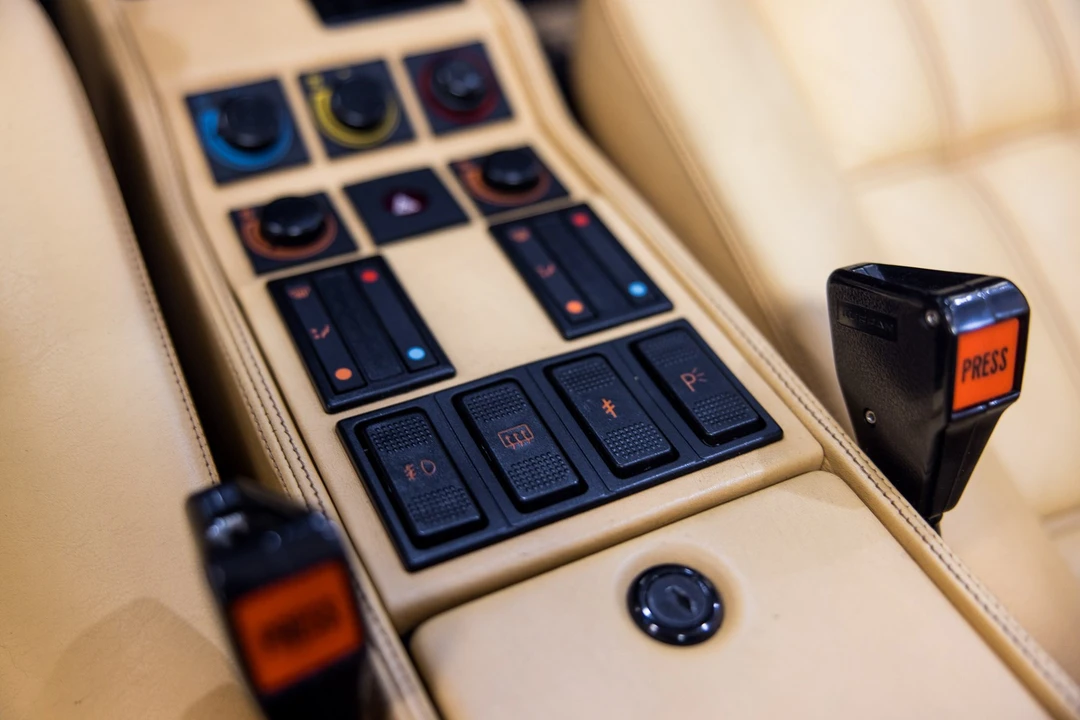1989 Ferrari 328 GTS - Image 21 of 21