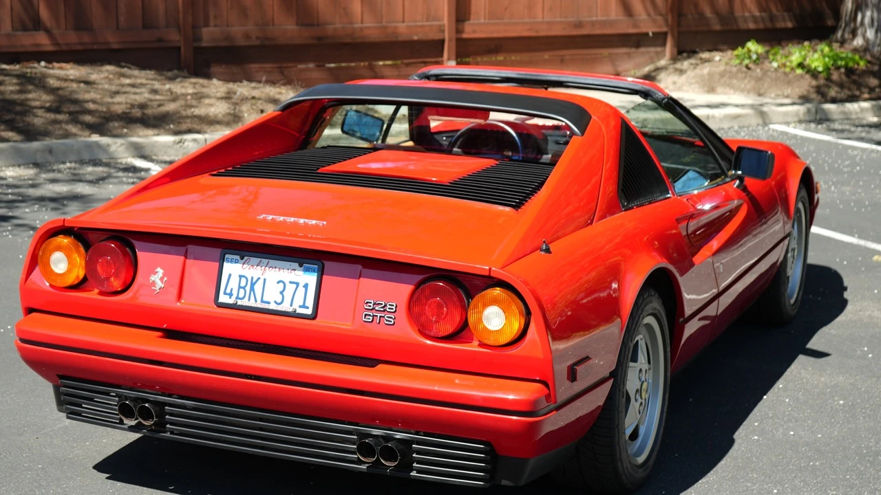 1989 Ferrari 328 GTS - Image 10 of 31