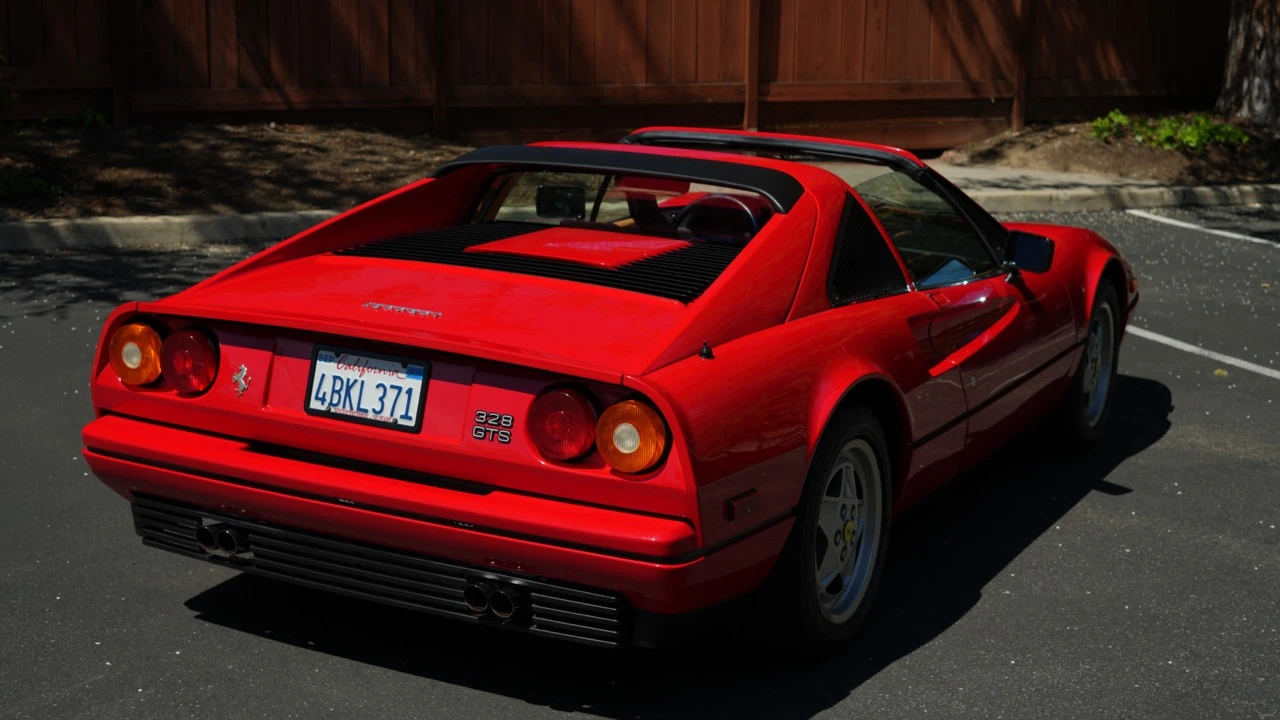 1989 Ferrari 328 GTS - Image 12 of 31