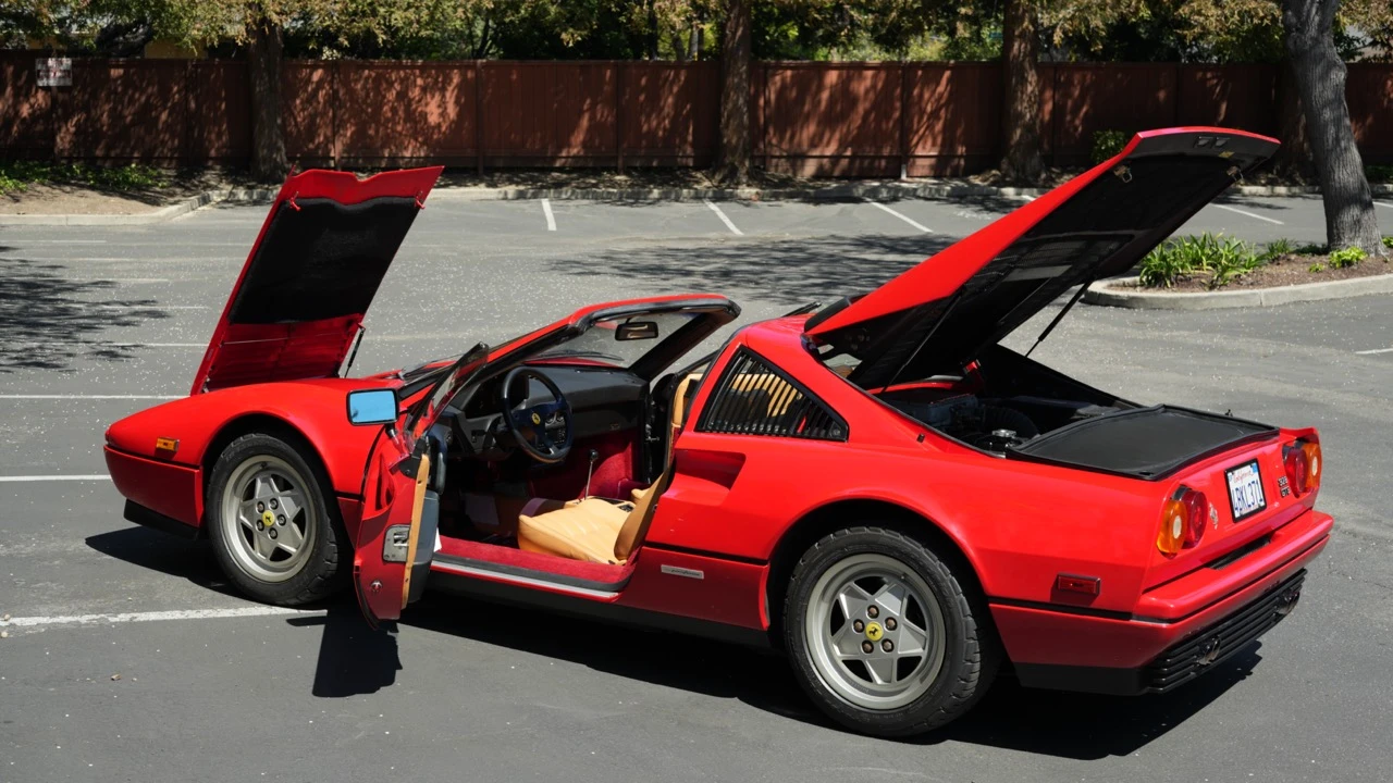 1989 Ferrari 328 GTS - Image 24 of 31