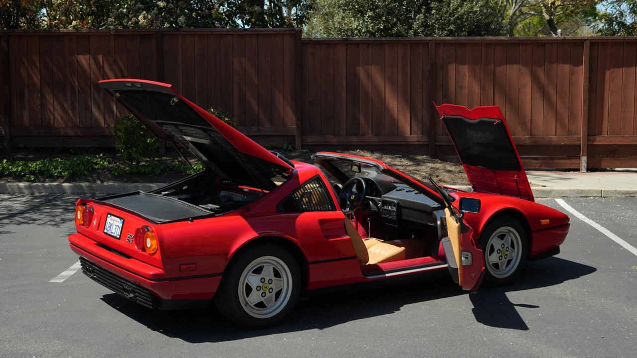 1989 Ferrari 328 GTS - Image 29 of 31