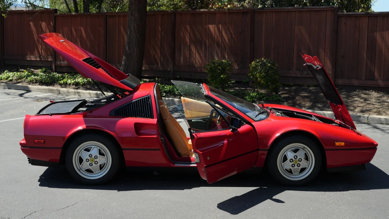 1989 Ferrari 328 GTS - Image 30 of 31