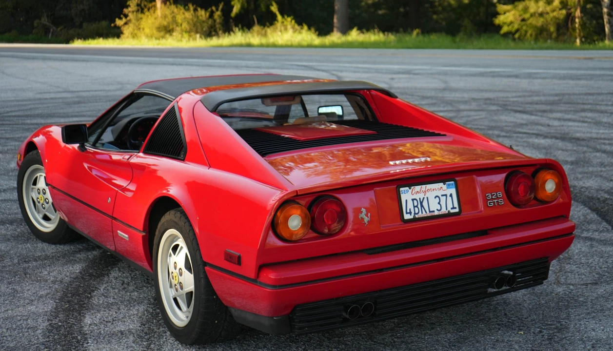 1989 Ferrari 328 GTS - Image 17 of 31