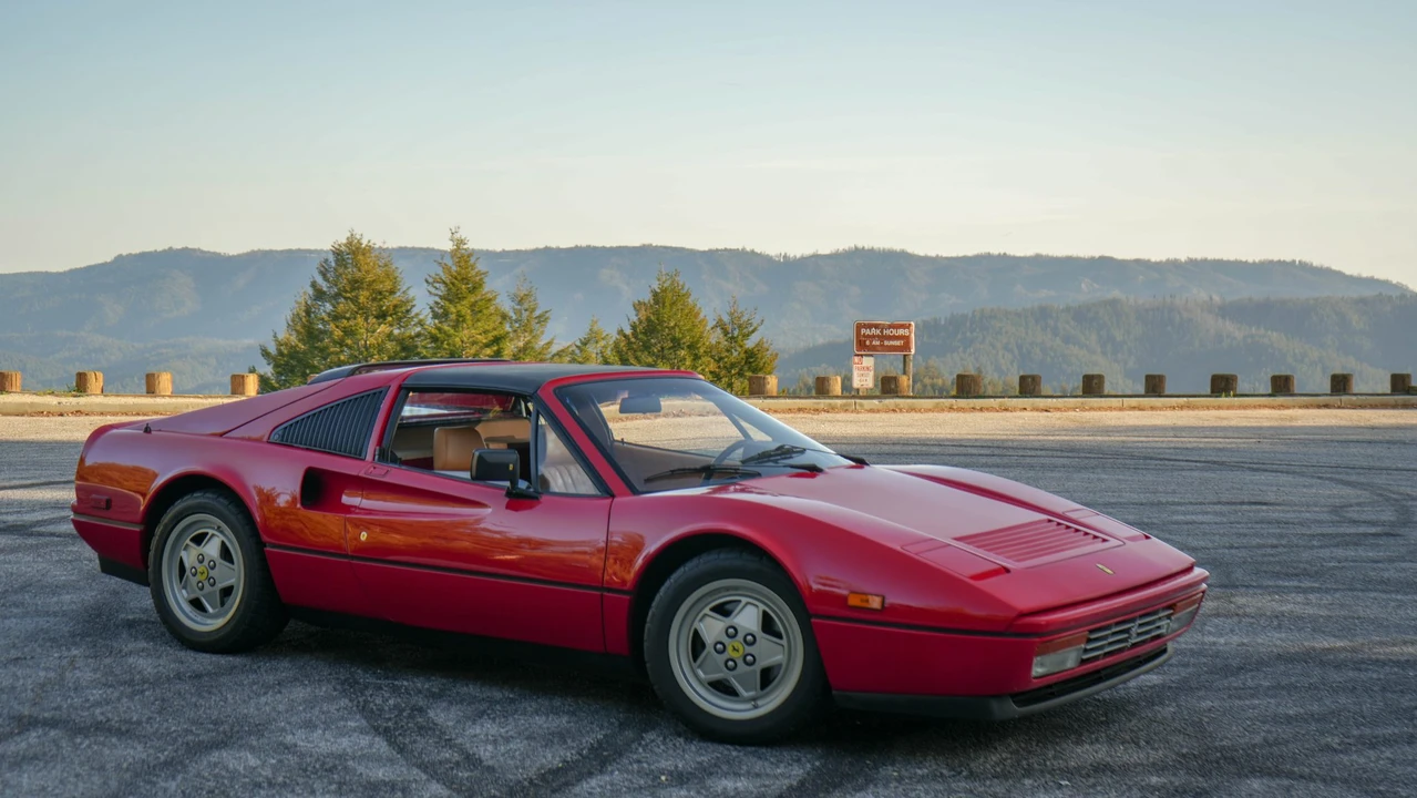 1989 Ferrari 328 GTS - Image 10 of 31
