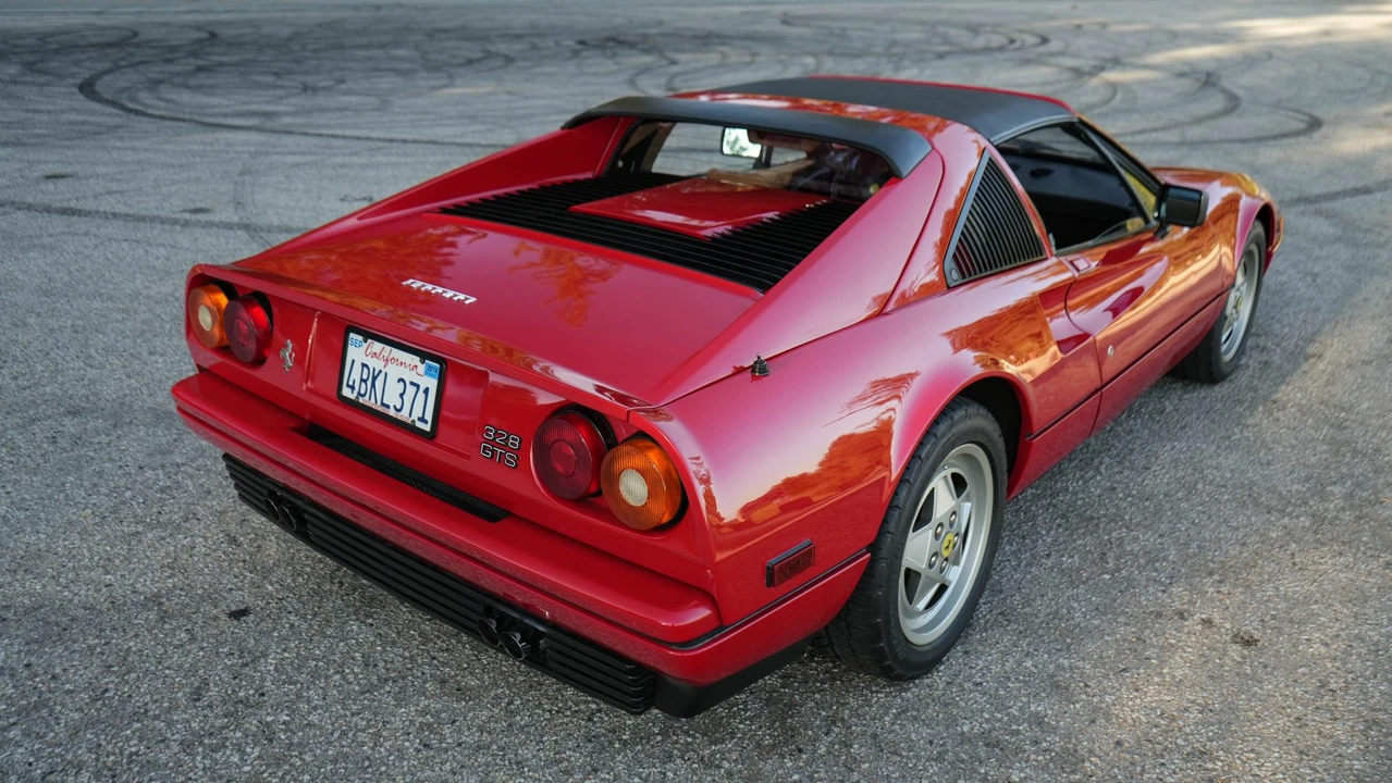 1989 Ferrari 328 GTS - Image 12 of 31