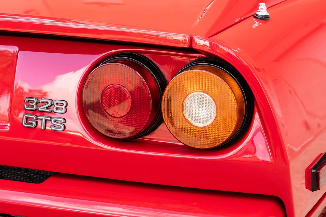 1989 Ferrari 328 GTS - Image 27 of 31