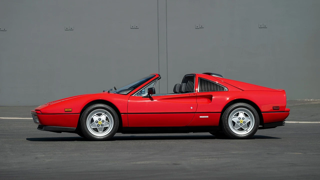 1989 Ferrari 328 GTS - Image 3 of 31