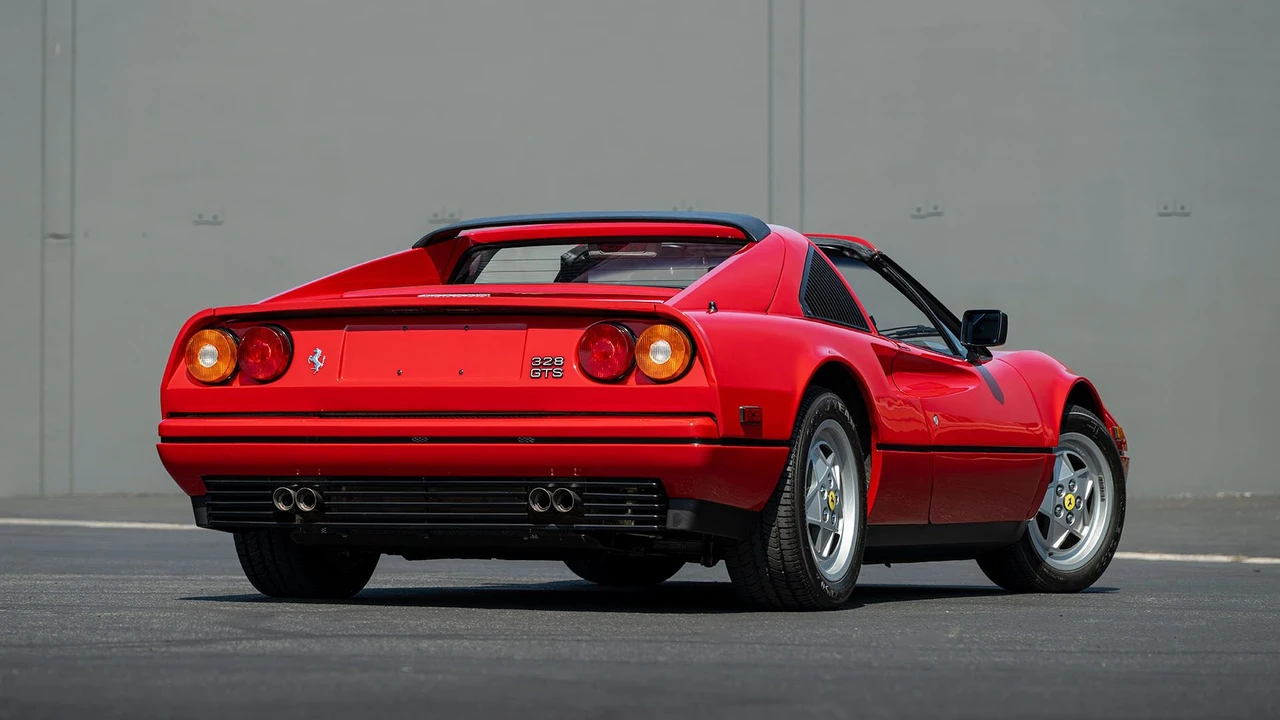 1989 Ferrari 328 GTS - Image 10 of 31