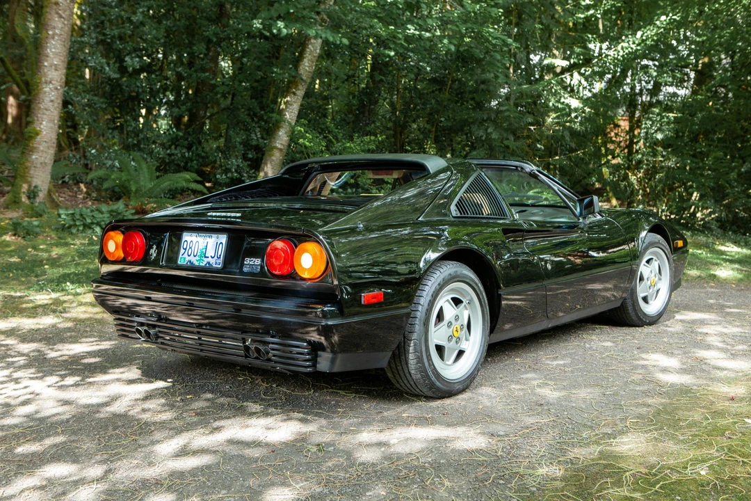 1989 Ferrari 328 GTS - Image 8 of 31