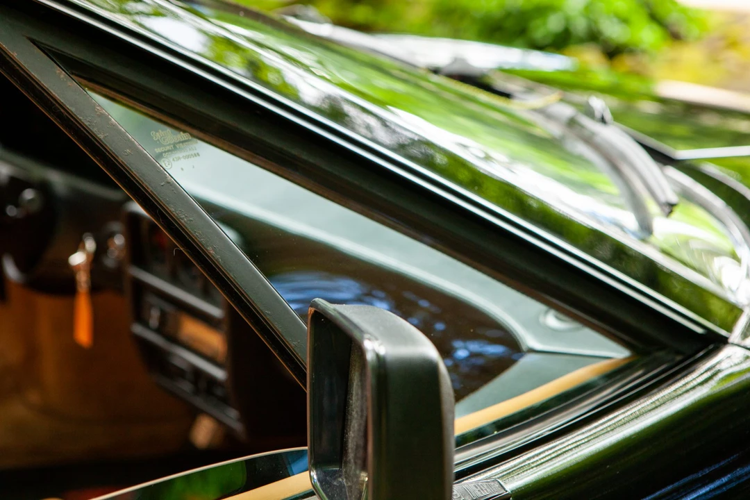 1989 Ferrari 328 GTS - Image 24 of 31