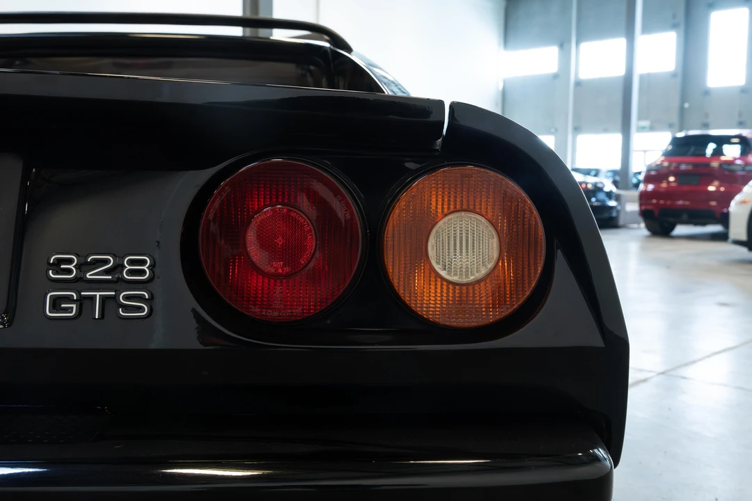 1989 Ferrari 328 GTS - Image 13 of 31