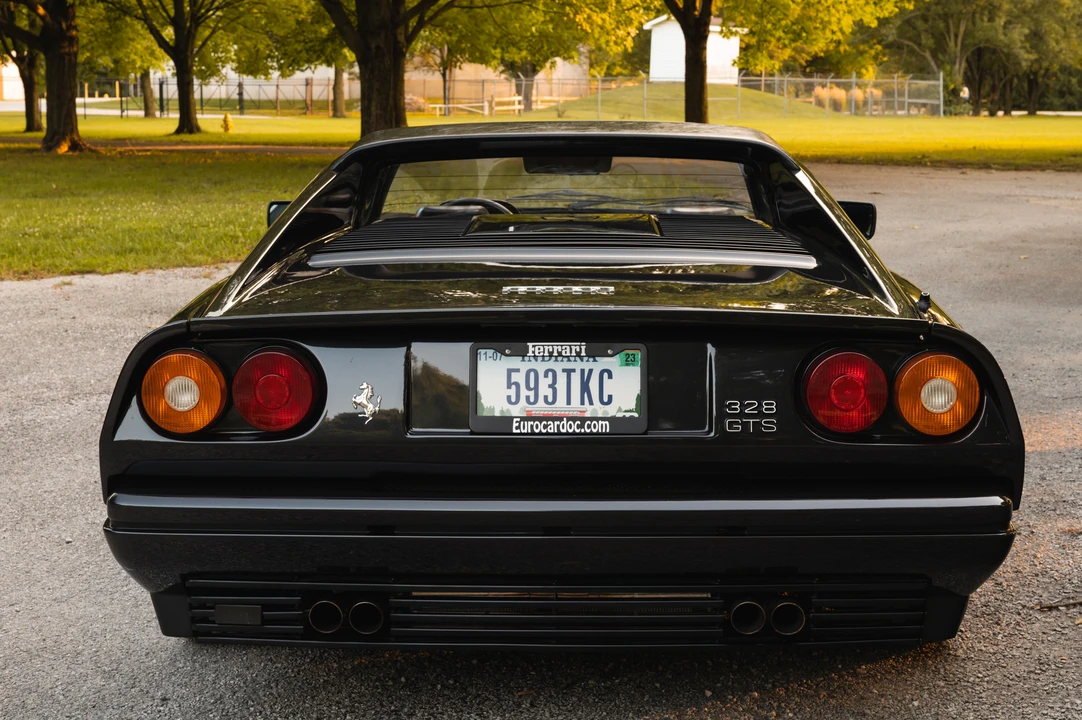 1989 Ferrari 328 GTS - Image 18 of 31
