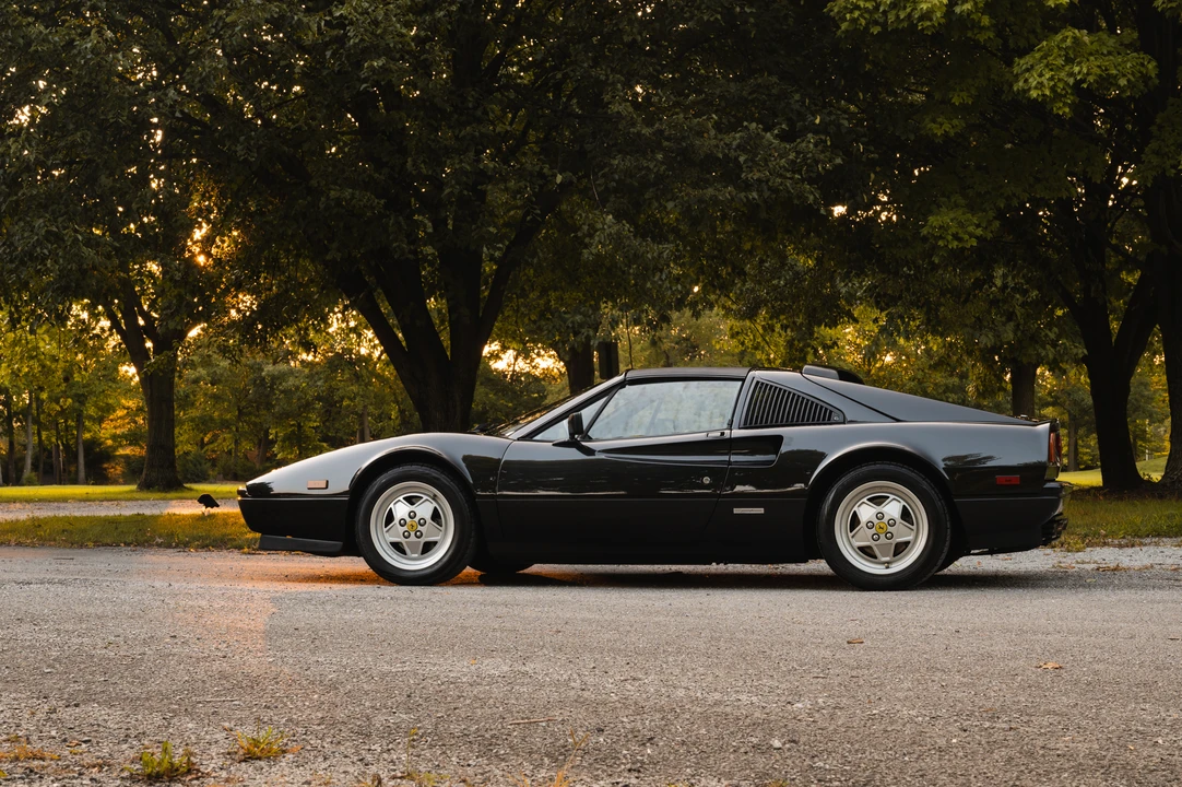 1989 Ferrari 328 GTS - Image 12 of 31